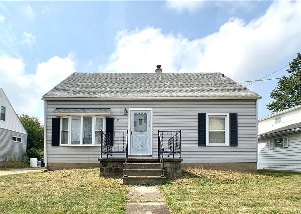 1st image of 212 Boll St