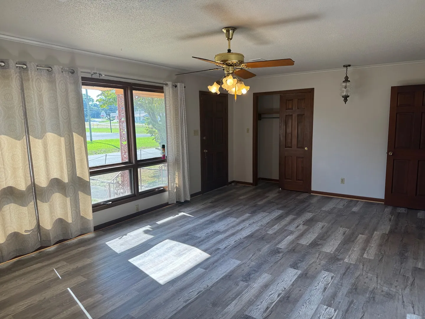 4030 W Jackson St — Photo 2