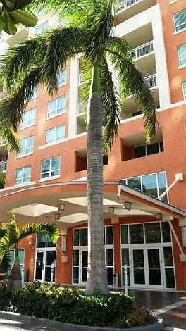 2001 Biscayne Blvd — Photo 14