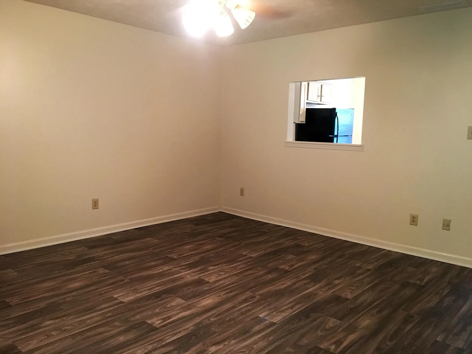 3 bed, 1296 sqft, $1,495 — Photo 4