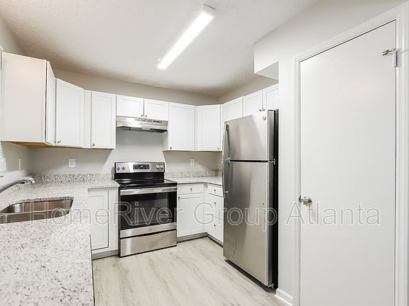 5th image of 4723 Jamerson Forest Cir