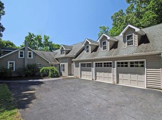 2850 Flowing Springs Rd, Spring City, PA 19475