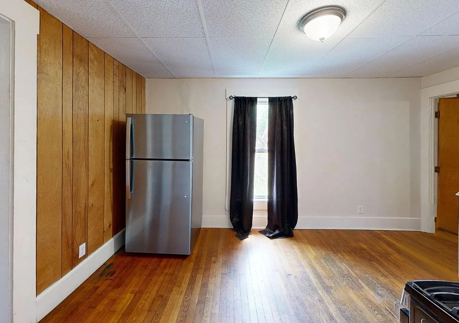 Weston Randolph Apartments -18 — Photo 2