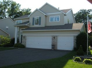 3198 N View Ln, Woodbury, MN 55125