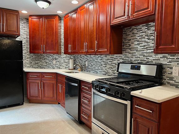 2nd image of 5602 61st St #3