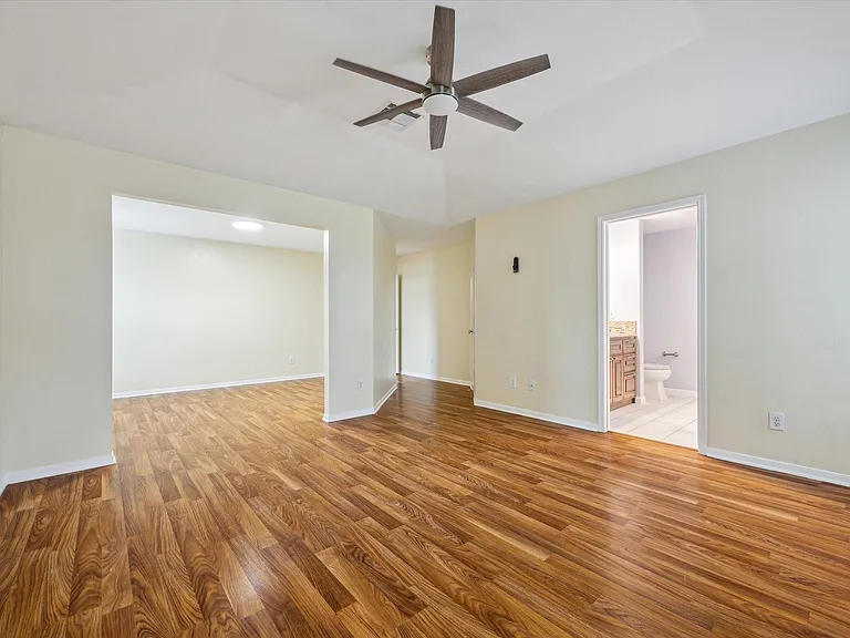 3402 Fox Ct — Photo 18