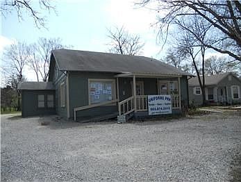 1st image of 3001 W 2nd Ave