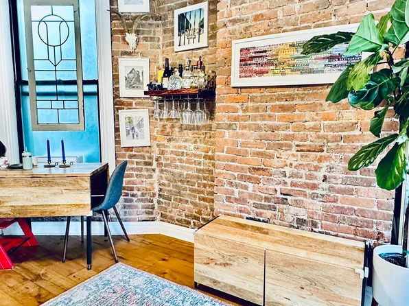527 East 12th Street image 2 of 10
