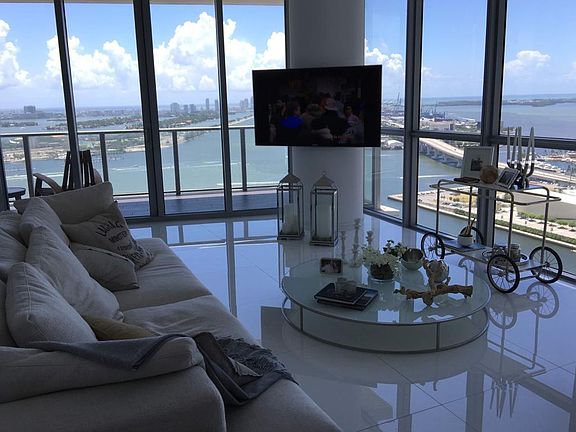 2nd image of 1100 Biscayne Blvd Unit 3401