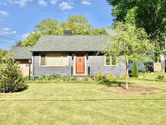 2nd image of 4949 Grover Dr