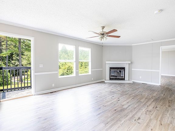 3rd image of 1651 Lee Road 262