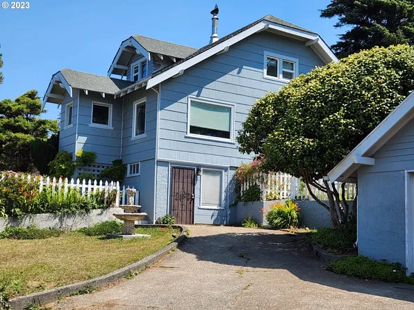29101 Ellensburg Ave, Gold Beach, OR 97444