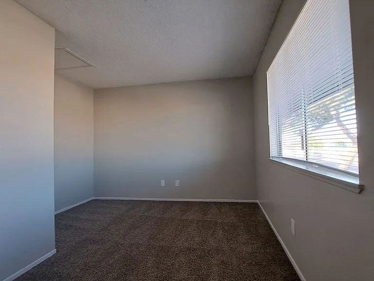 3417 Civic Center Dr — Photo 9
