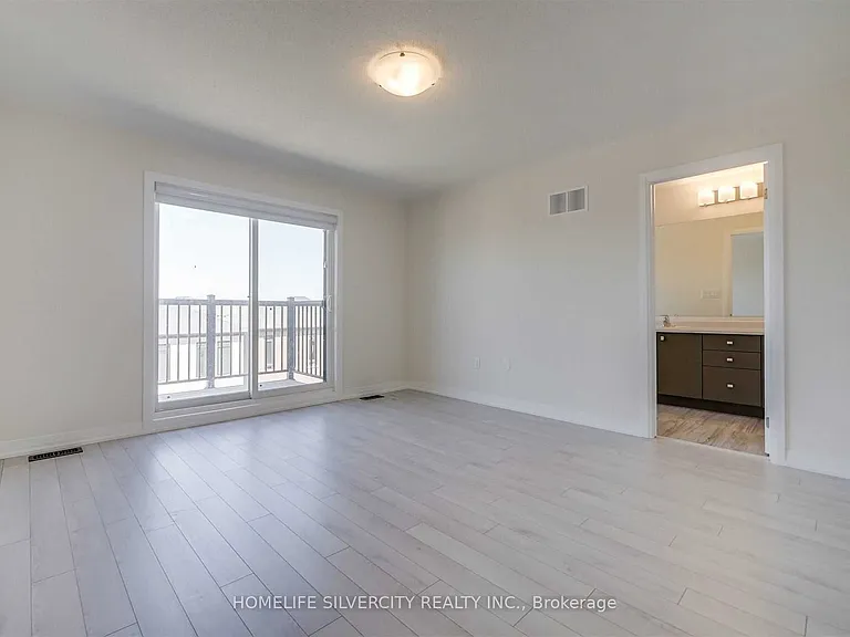 53 Ravenbury St — Photo 36