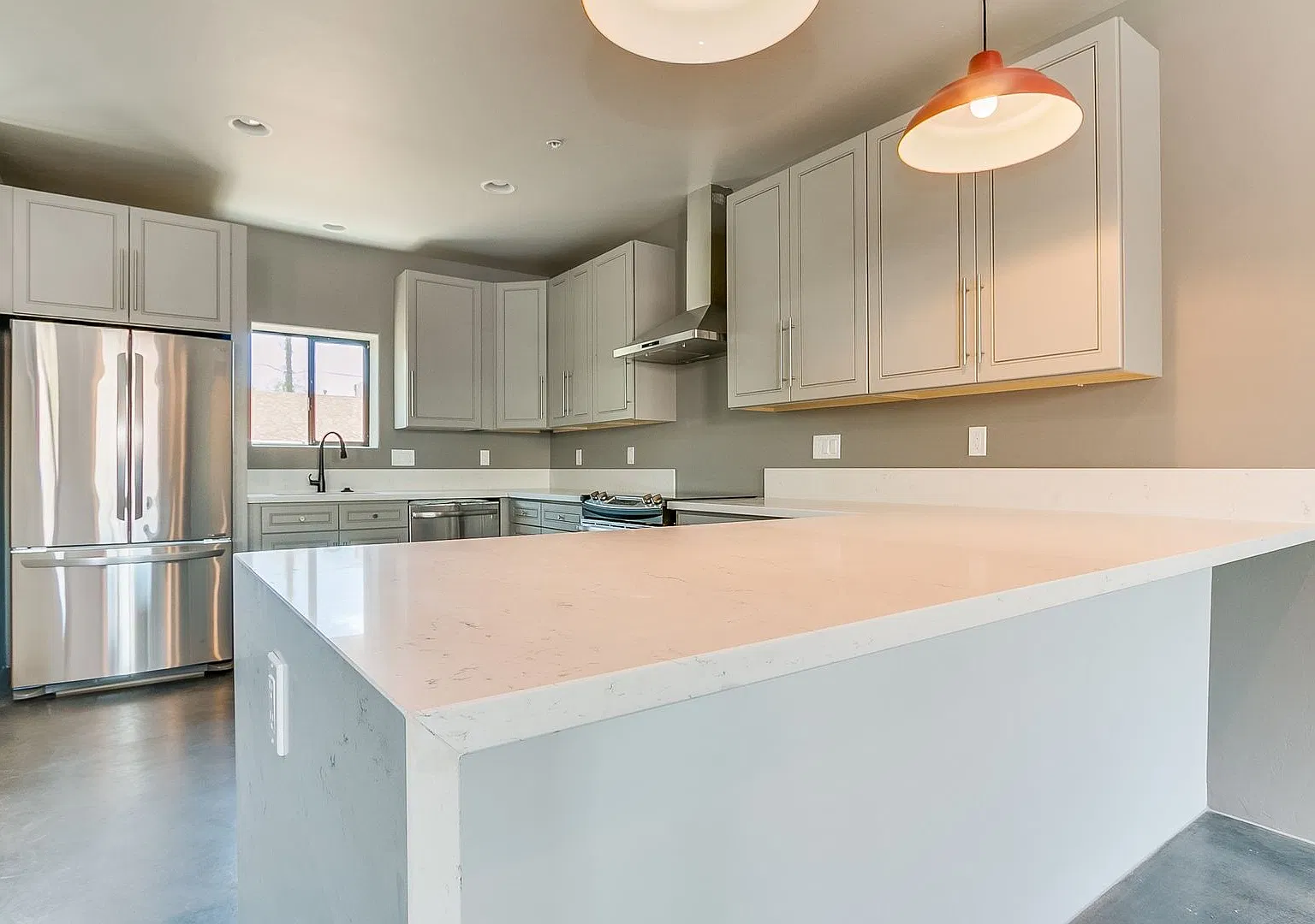 380 N. Highland Ave. — Photo 4