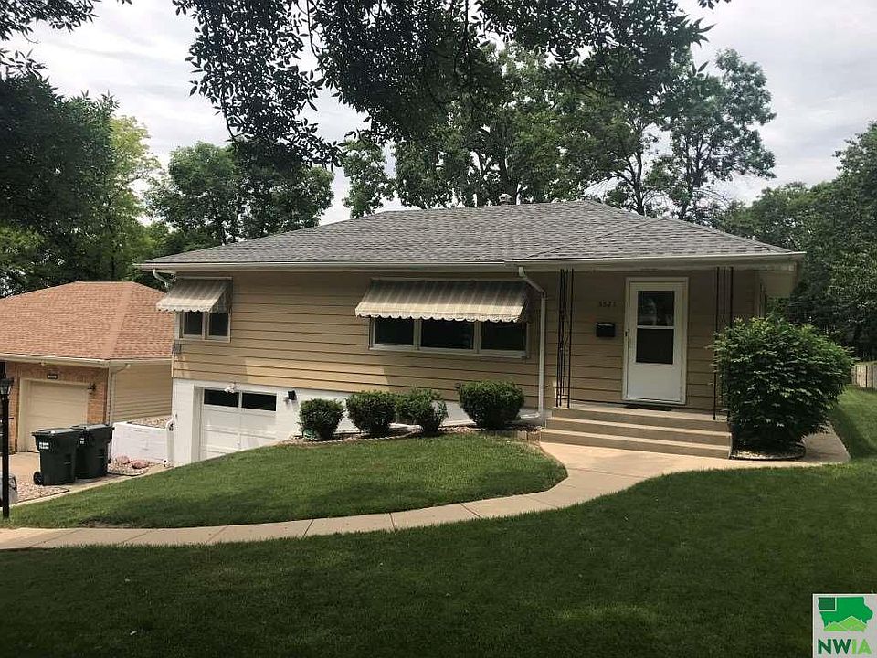 1st image of 3621 Virginia St