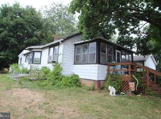 1030 Chestnut St, Trainer, PA 19061