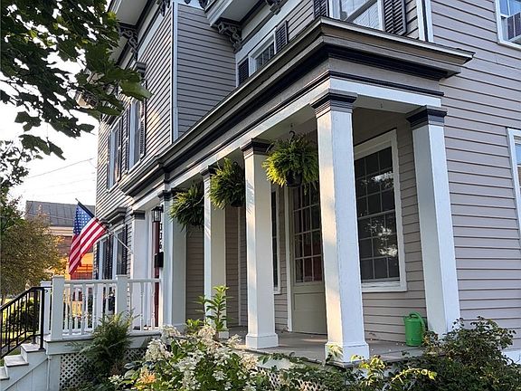 4th image of 336 White St