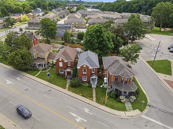 3rd image of 55 William St