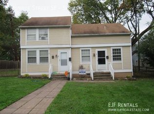 6 Monroe St SE #C, Leesburg, VA 20175
