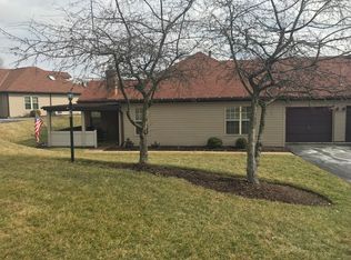 42 Ashford Dr, Cranberry Township, PA 16066