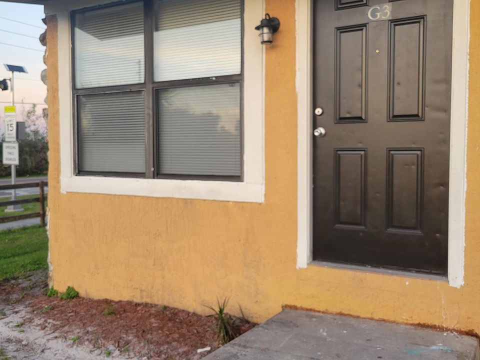 1st image of 709 N 17th Ave #G3