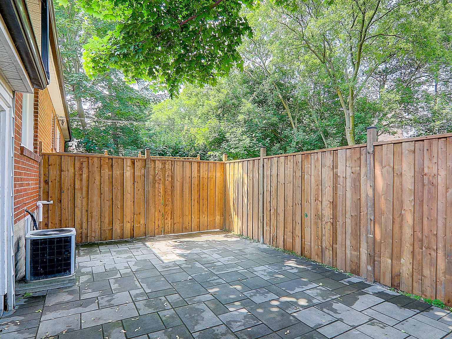 1 bed, 700 sqft, $1,500 — Photo 2