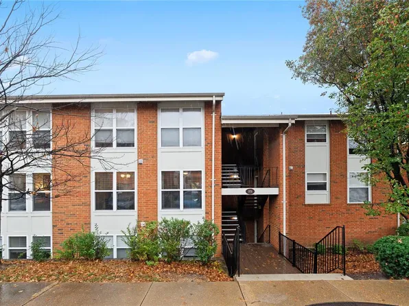 1976 Greenglen Dr APT 203, Saint Louis, MO 63122
