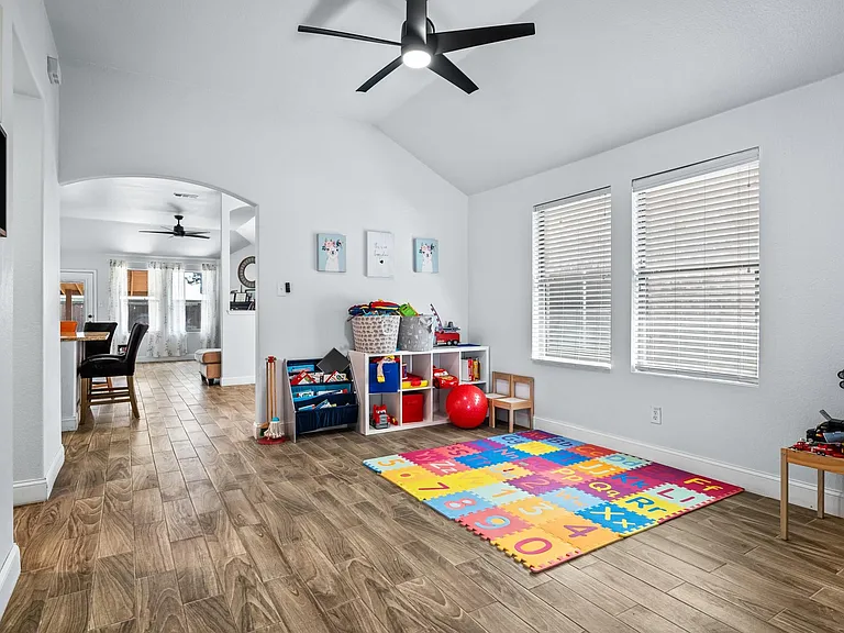 5540 Crestwood Dr — Photo 19