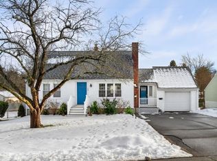 13 Douglass Way, Exeter, NH 03833