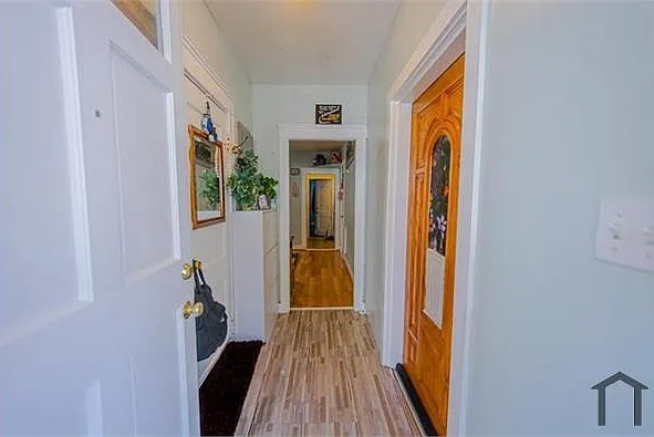 3 bed, 1400 sqft, $3,580 — Photo 1