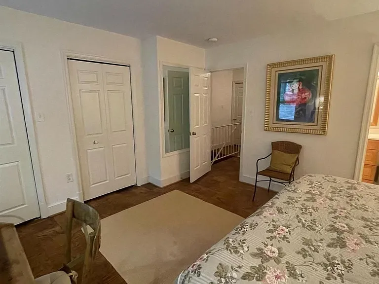 3221 Sutton Pl NW #B — Photo 14