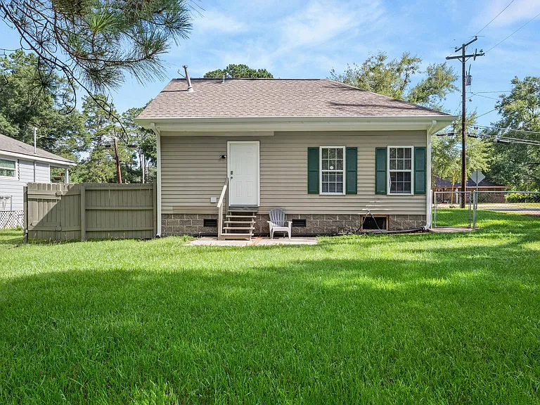 705 Belview Rd — Photo 16