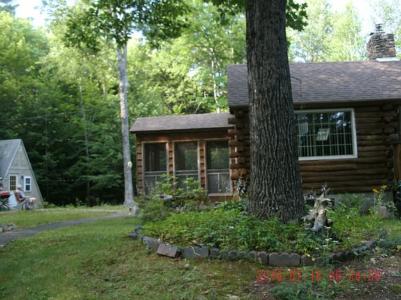 Screened in porch