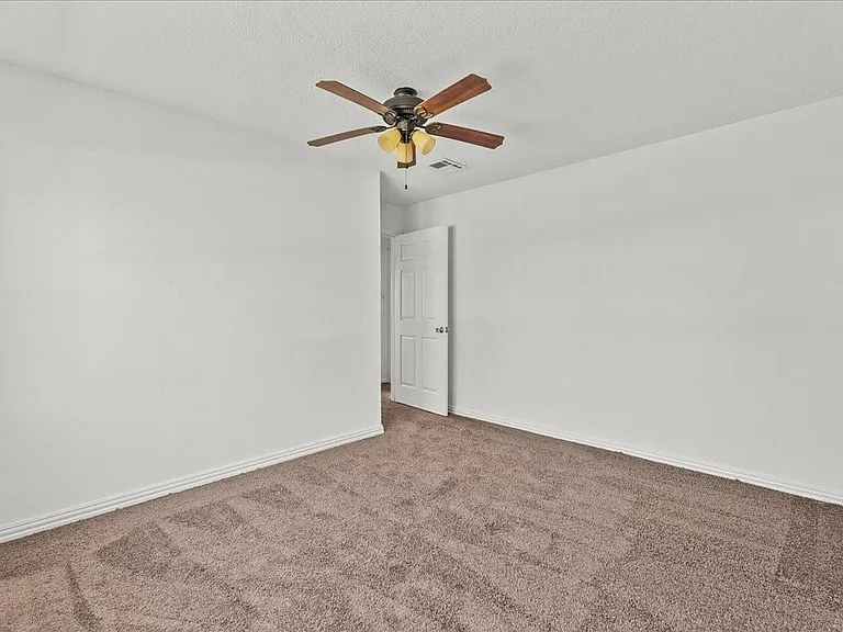 1002 Orange St — Photo 14