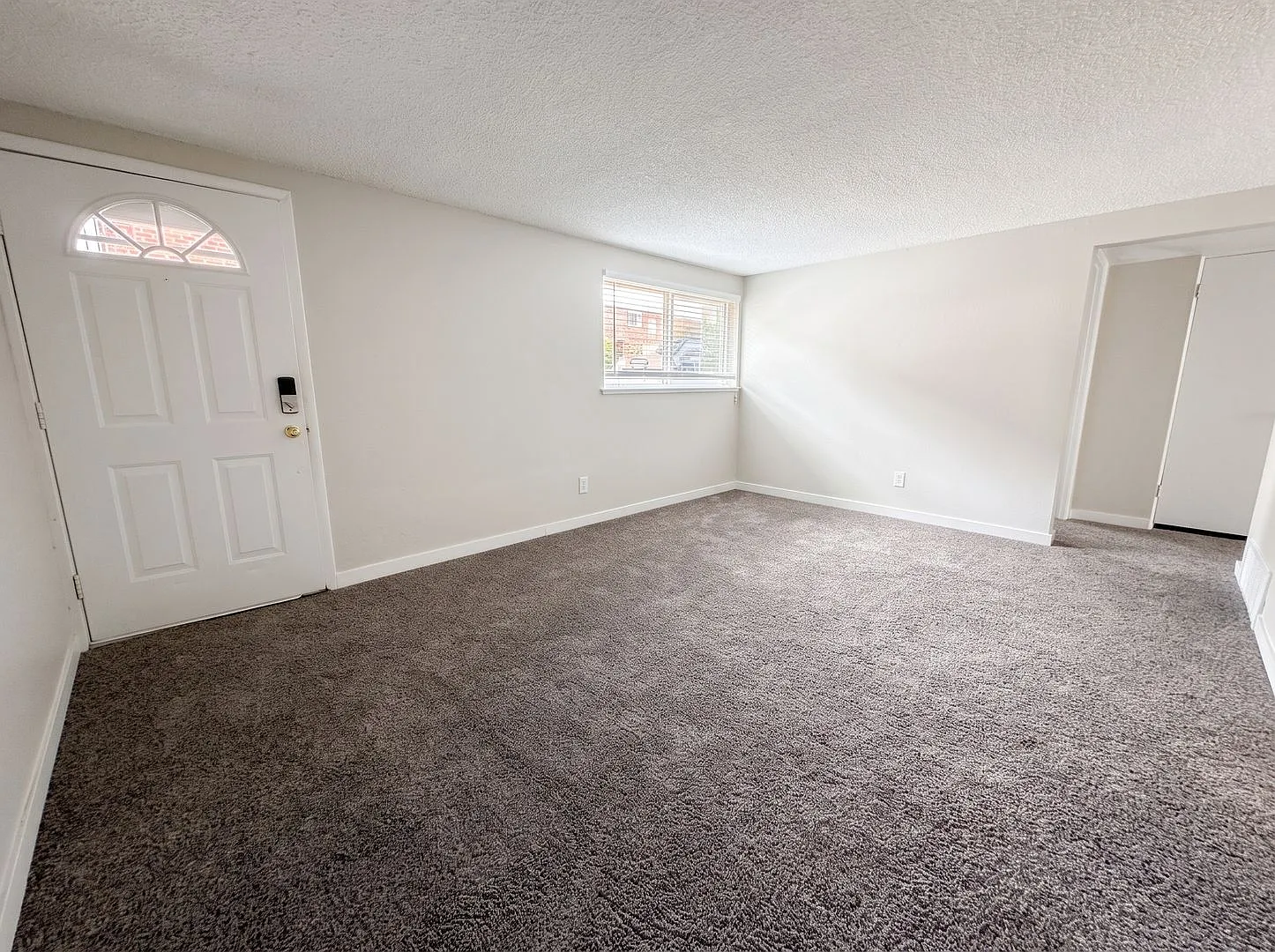 25767 Jellison St | 1 Month Free - Newly Renovated 2-Bed / 1 Bath Apartment In Lakewood! — Photo 3