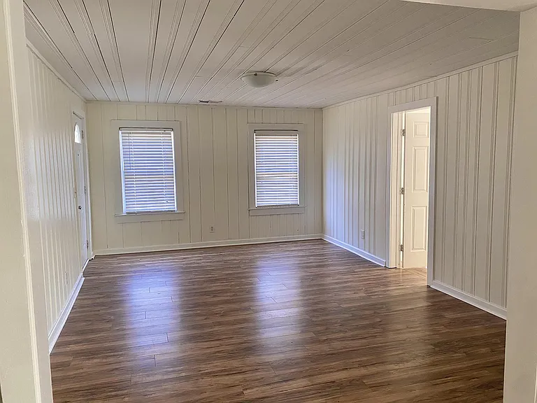 29 Warren Ct — Photo 9