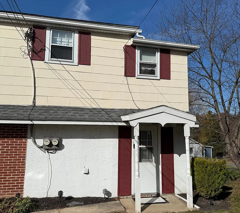 815 Grosstown Rd