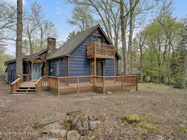 8 Buttonwood Rd, Lake Harmony, PA 18624