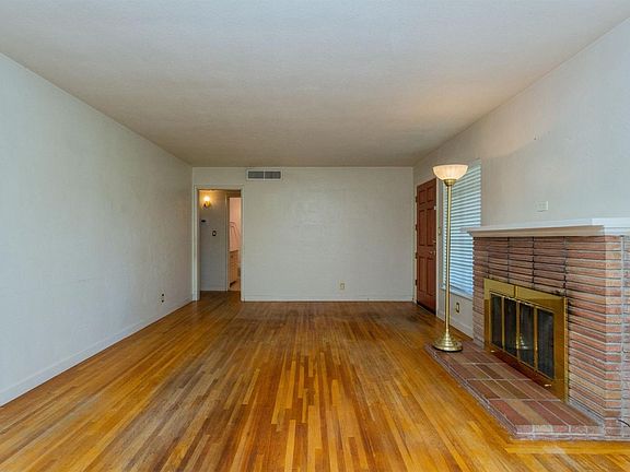 5th image of 3533 N Hulbert Ave