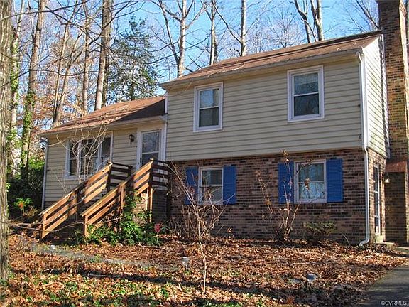 2nd image of 8825 Brucewood Dr