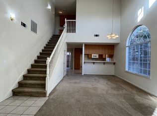 1282 Woodhaven Ln, Lodi, CA 95242