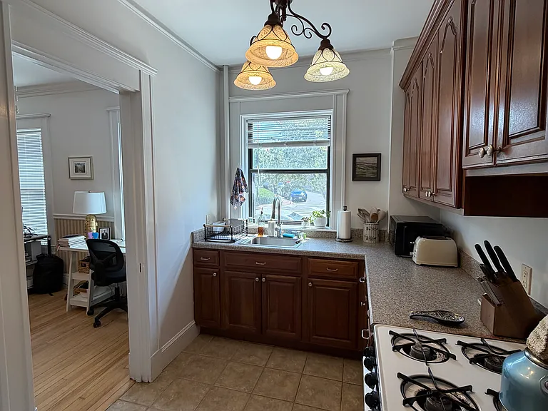 88 Prescott St — Photo 12