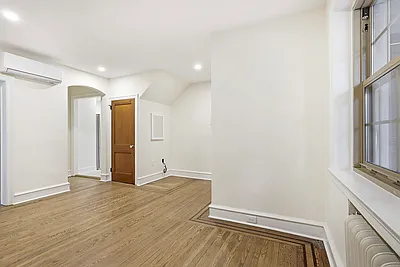 8001 Germantown Ave #26 — Photo 8