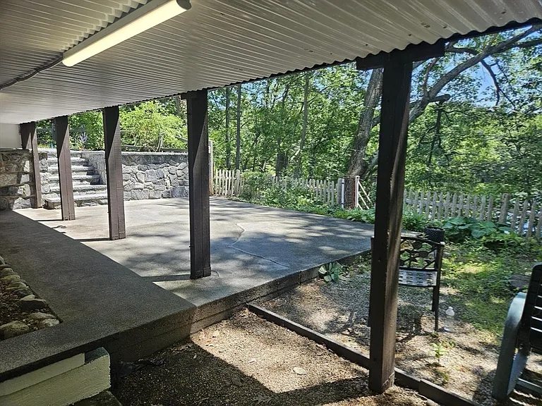 1115 Old Connecticut Path — Photo 35