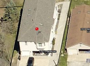 17671 Raymond St, Lake Milton, OH 44429