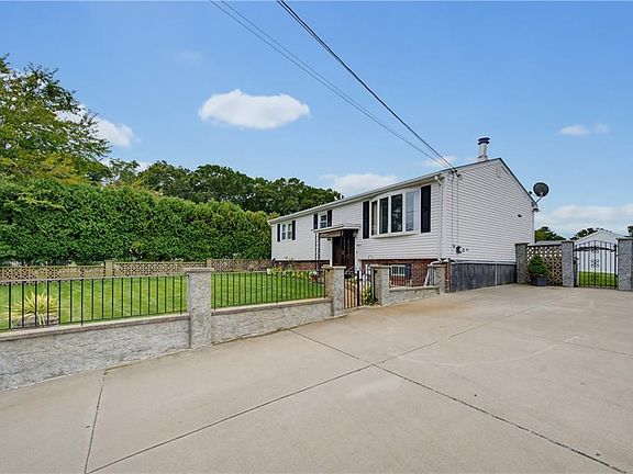 5th image of 11 Old Barrington Rd