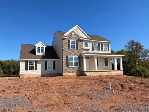 3 Paetzell Farm Rd, Milford Boro, NJ 08848