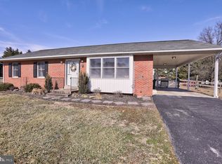 5902 Laurel Ct, Adamstown, MD 21710