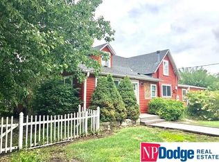 617 S Mayne St, Valley, NE 68064